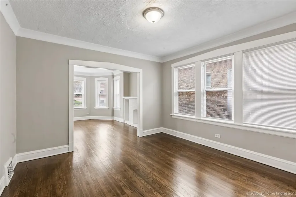 6228 South Fairfield Avenue Chicago IL 60629