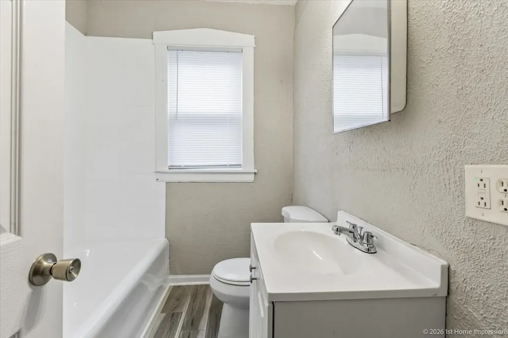 6228 South Fairfield Avenue Chicago IL 60629
