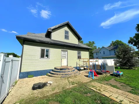 401 South Jackson Street Flanagan IL 61740