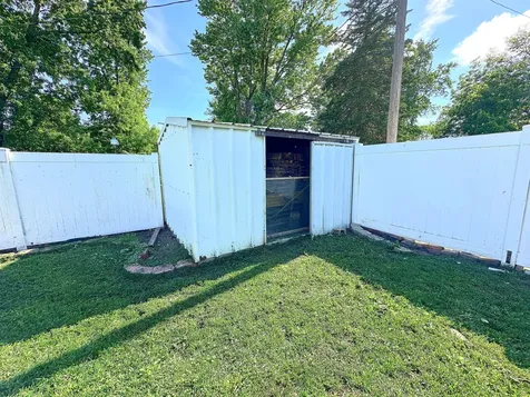 401 South Jackson Street Flanagan IL 61740