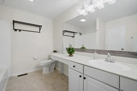 635 East Princeton Court Round Lake Beach IL 60073