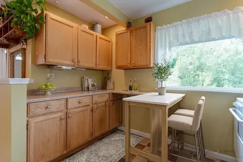 28324 West Park Avenue Wauconda IL 60084