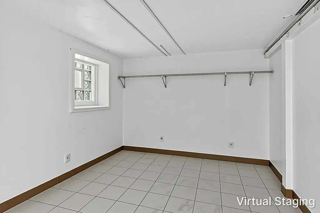3018 West Gunnison Street Chicago IL 60625