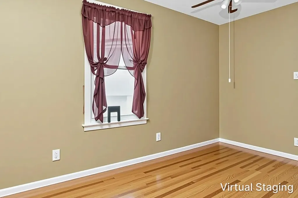 3018 West Gunnison Street Chicago IL 60625