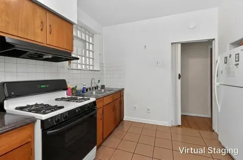 3018 West Gunnison Street Chicago IL 60625