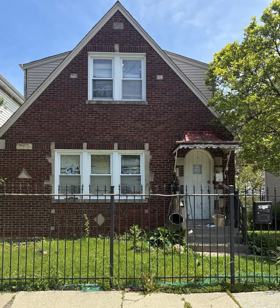 11647 South Vincennes Avenue Chicago IL 60643