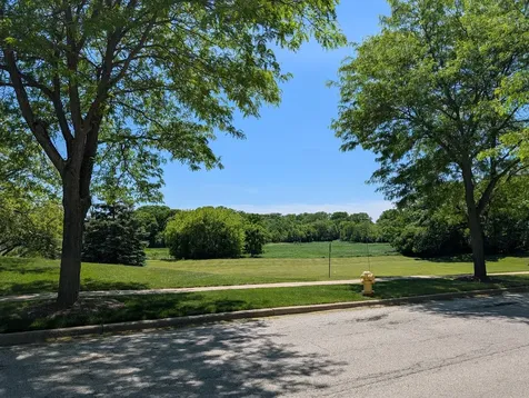 615 Wood Creek Drive Antioch IL 60002
