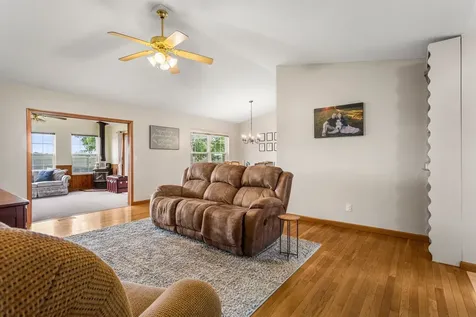 809 South Scarborough Street Sidney IL 61877