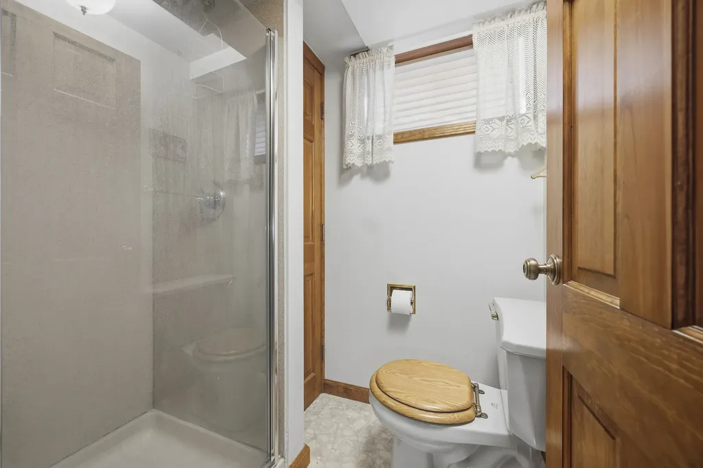 27W231 Bolles Avenue Winfield IL 60190