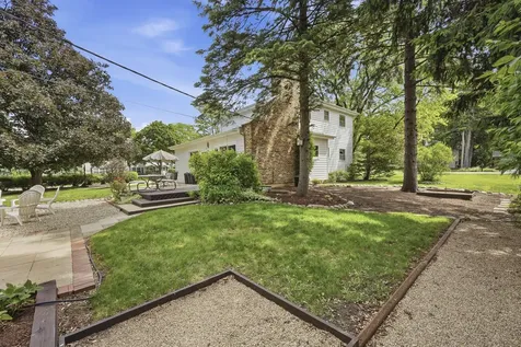 27W231 Bolles Avenue Winfield IL 60190