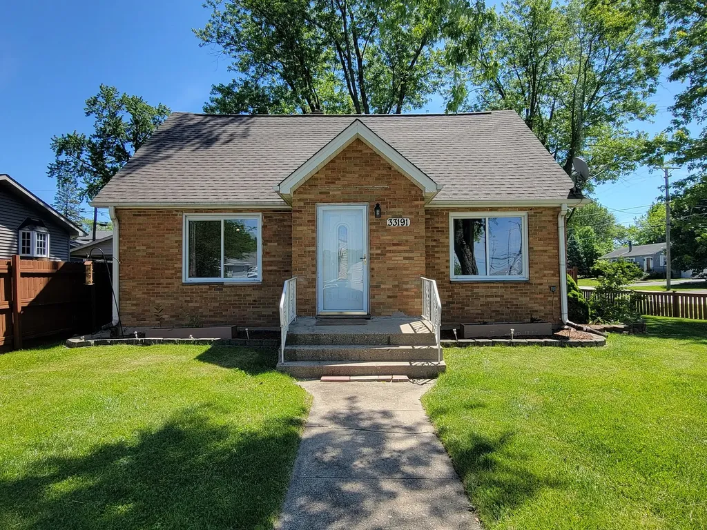 33191 North Sunset Avenue Grayslake IL 60030