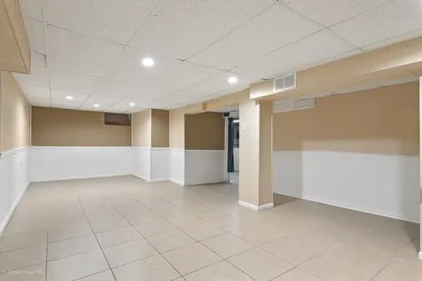 33191 North Sunset Avenue Grayslake IL 60030