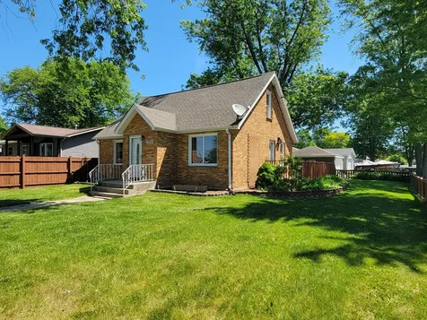 33191 North Sunset Avenue Grayslake IL 60030