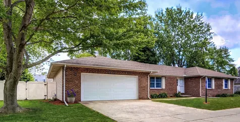 704 Wesley Avenue Savoy IL 61874