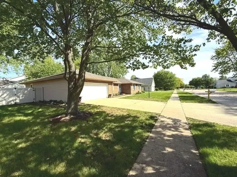704 Wesley Avenue Savoy IL 61874