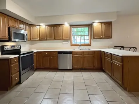 704 Wesley Avenue Savoy IL 61874
