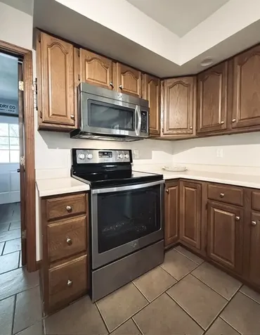 704 Wesley Avenue Savoy IL 61874