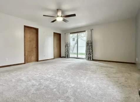 704 Wesley Avenue Savoy IL 61874