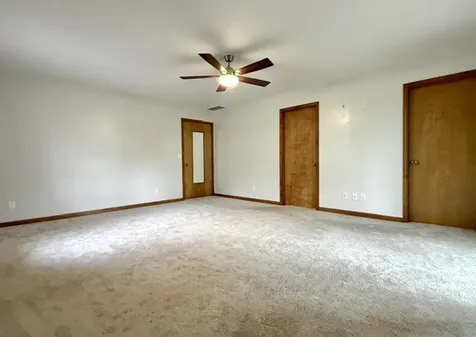 704 Wesley Avenue Savoy IL 61874