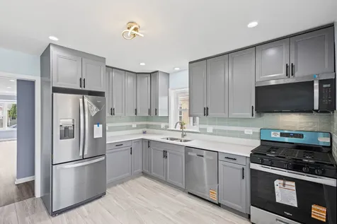 9411 South Springfield Avenue Evergreen Park IL 60805