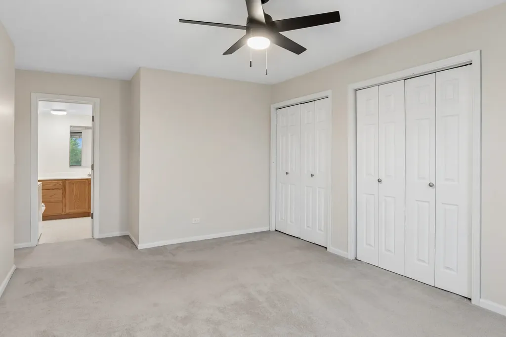 460 Raintree Court Glen Ellyn IL 60137