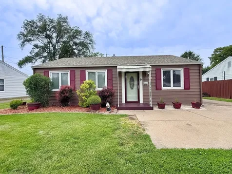 971 41ST Street Moline IL 61265