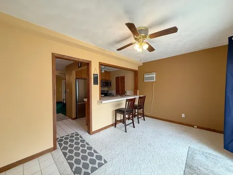 971 41ST Street Moline IL 61265