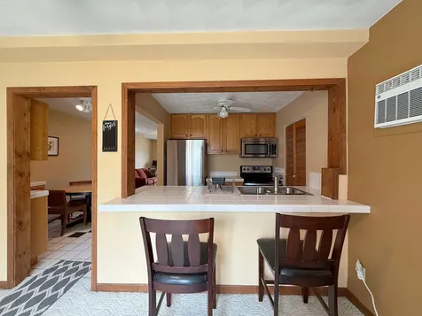971 41ST Street Moline IL 61265