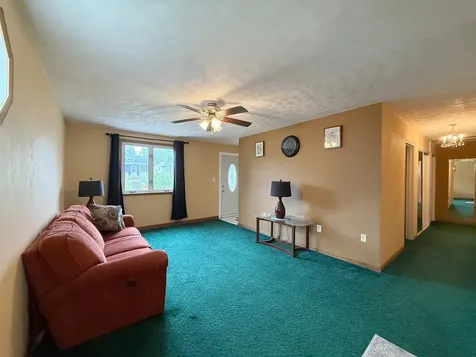971 41ST Street Moline IL 61265