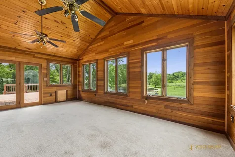 1803 Cassandra Lane Mchenry IL 60051