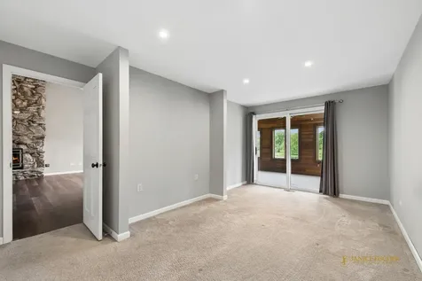 1803 Cassandra Lane Mchenry IL 60051