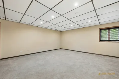 1803 Cassandra Lane Mchenry IL 60051