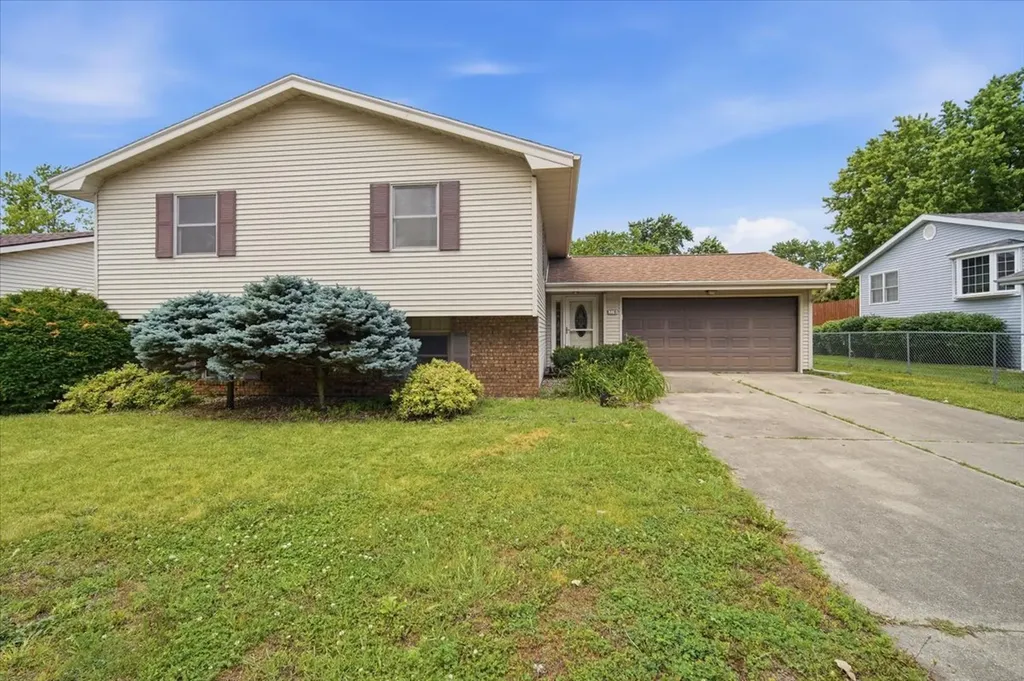 2710 East Washington Street Bloomington IL 61704