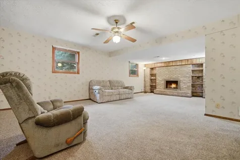 2710 East Washington Street Bloomington IL 61704