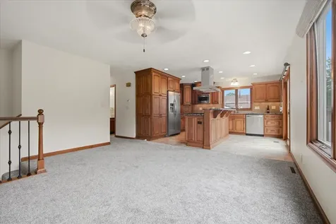2710 East Washington Street Bloomington IL 61704