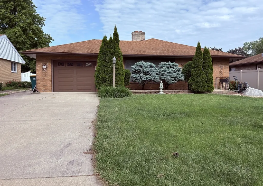 910 Catherine Street Joliet IL 60435