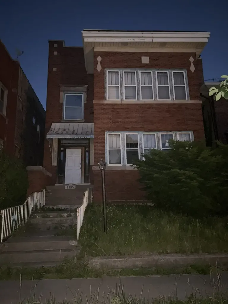 7955 South Sangamon Street Chicago IL 60620