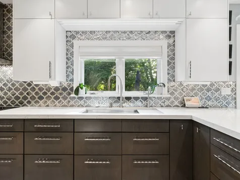 9224 Central Park Avenue Evanston IL 60203