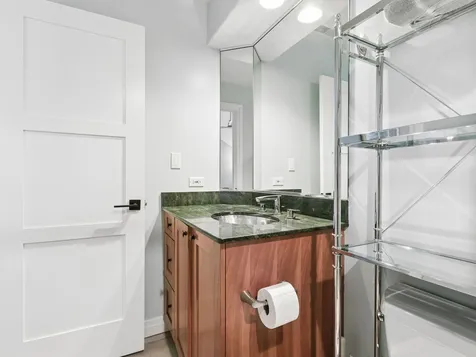 9224 Central Park Avenue Evanston IL 60203