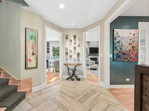 9224 Central Park Avenue Evanston IL 60203