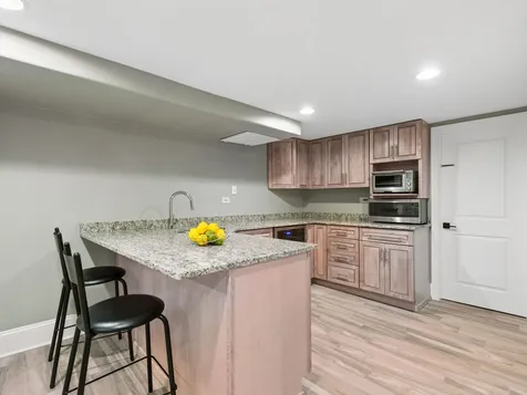 9224 Central Park Avenue Evanston IL 60203
