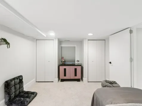 9224 Central Park Avenue Evanston IL 60203