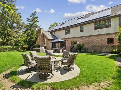 9224 Central Park Avenue Evanston IL 60203
