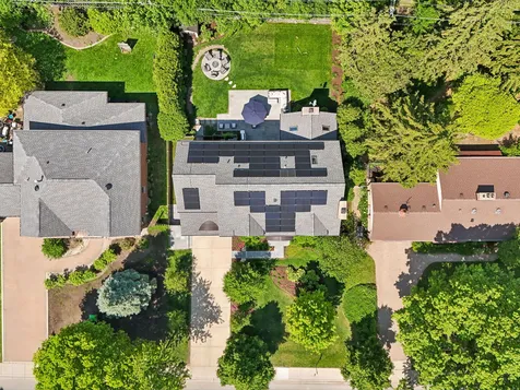 9224 Central Park Avenue Evanston IL 60203