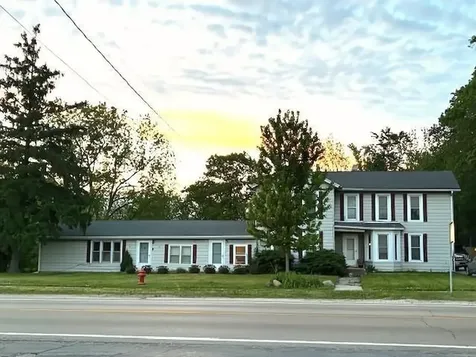 722/724 West Grant Highway Marengo IL 60152