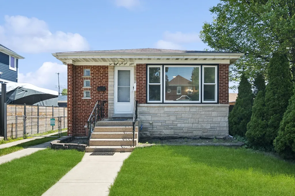 2841 North Neva Avenue Chicago IL 60634