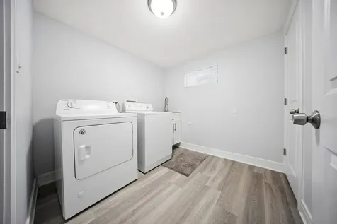2841 North Neva Avenue Chicago IL 60634