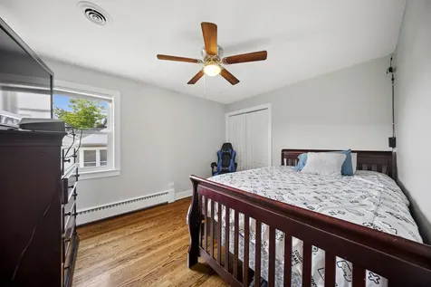 2841 North Neva Avenue Chicago IL 60634