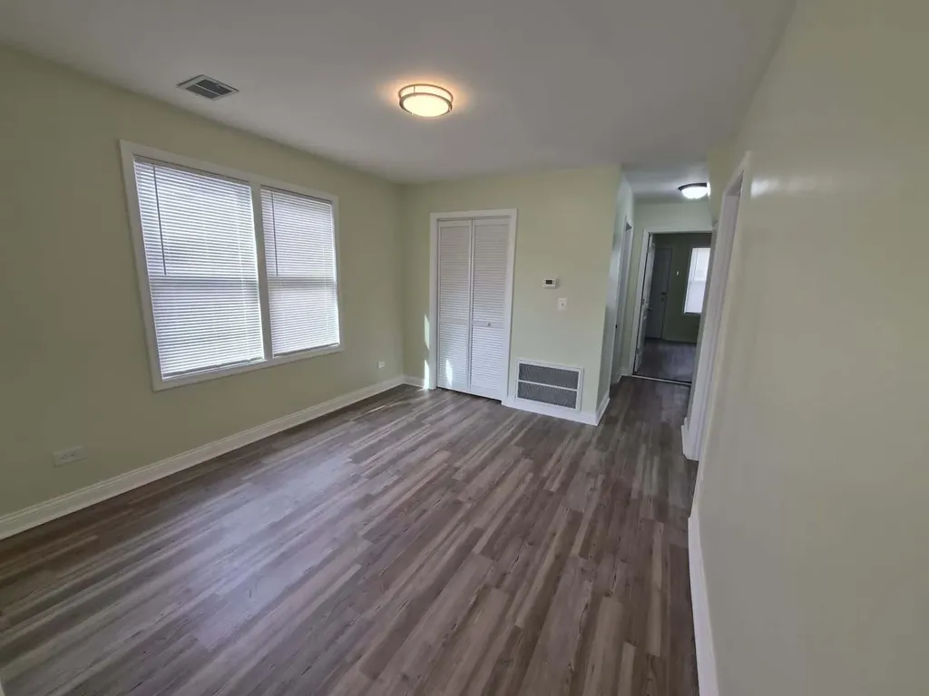 1234 West 72nd Street Chicago IL 60636