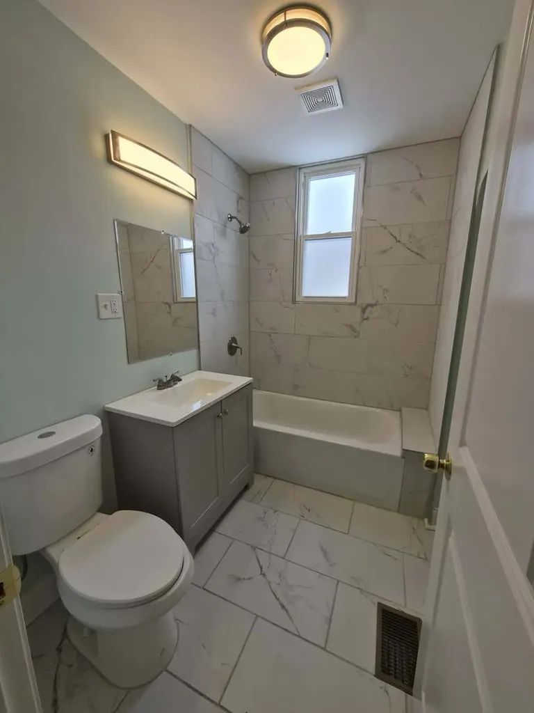 1234 West 72nd Street Chicago IL 60636